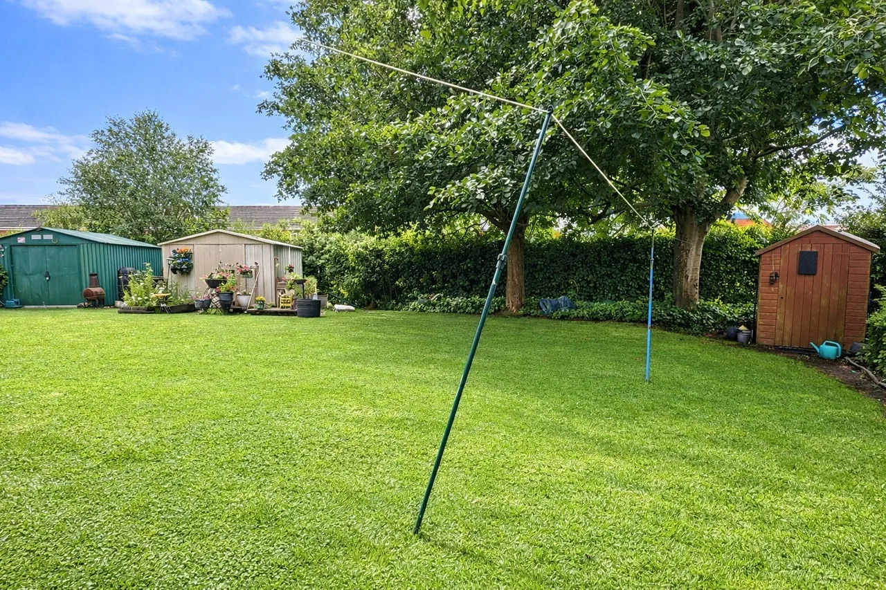 Dunvegan Road, Hazel Grove, Stockport, Greater Manchester, SK7, photo 6
