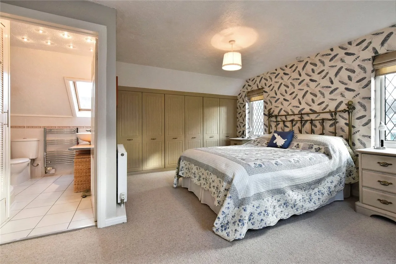 Milo, Llandybie, SA18, photo 13