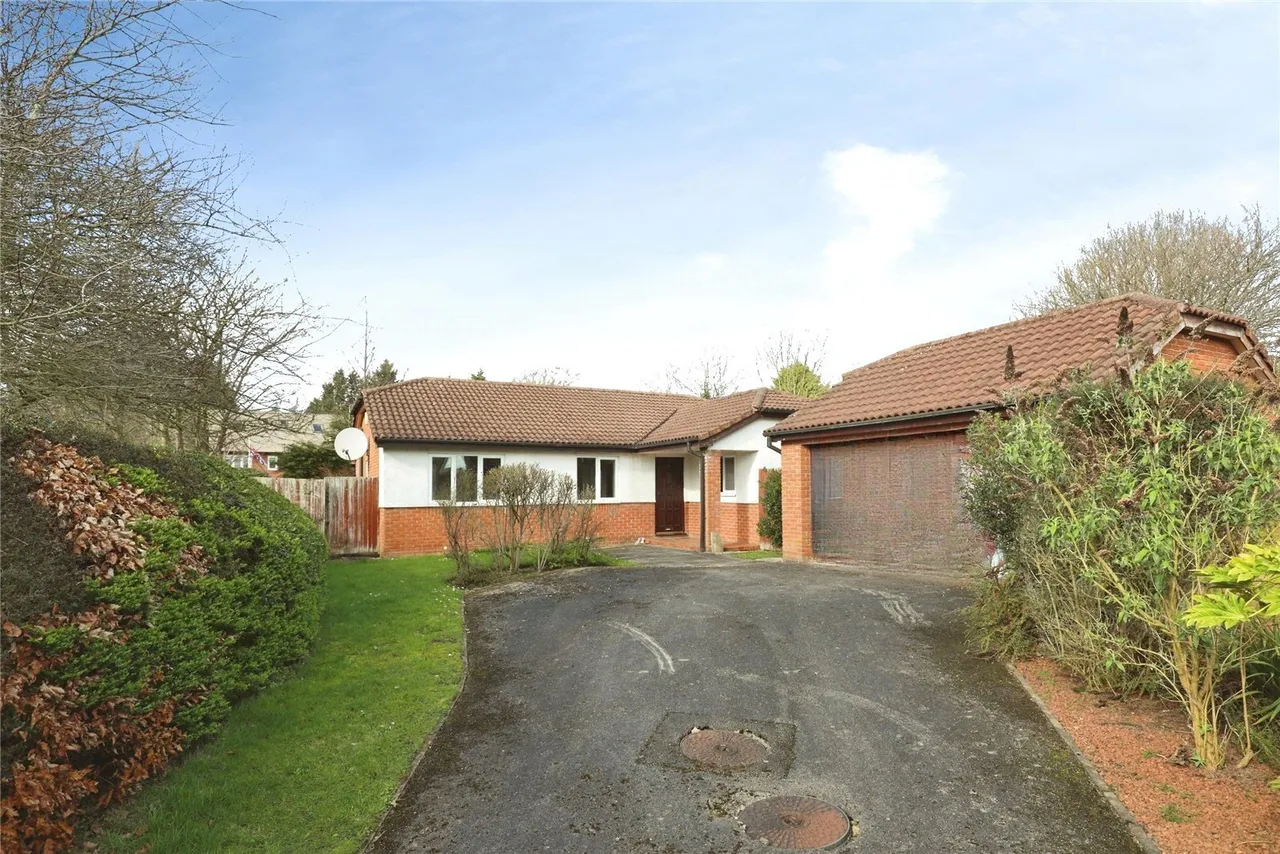 3 bed house for sale — Thornycroft, Winsford, Cheshire, CW7