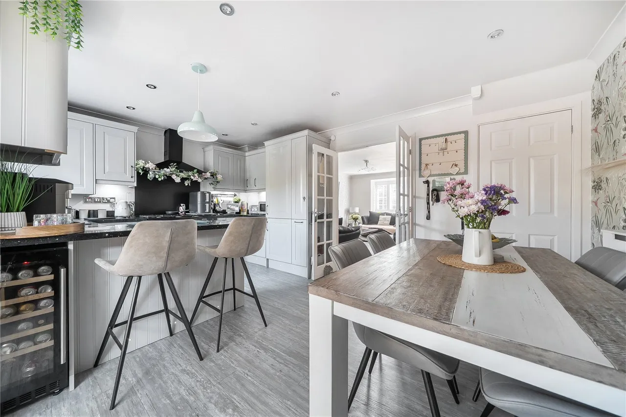 Yeates Drive, Sittingbourne, ME10, photo 7