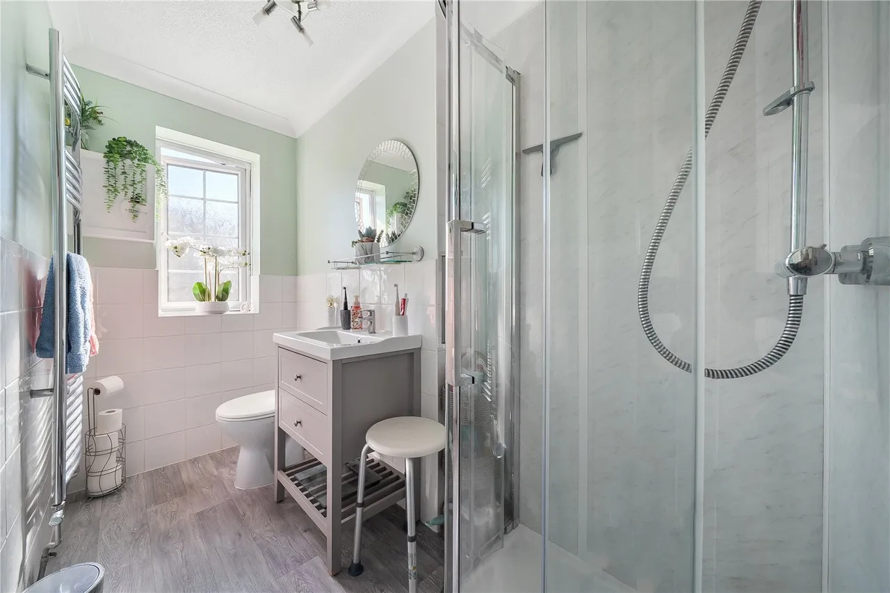 Yeates Drive, Sittingbourne, ME10, photo 10
