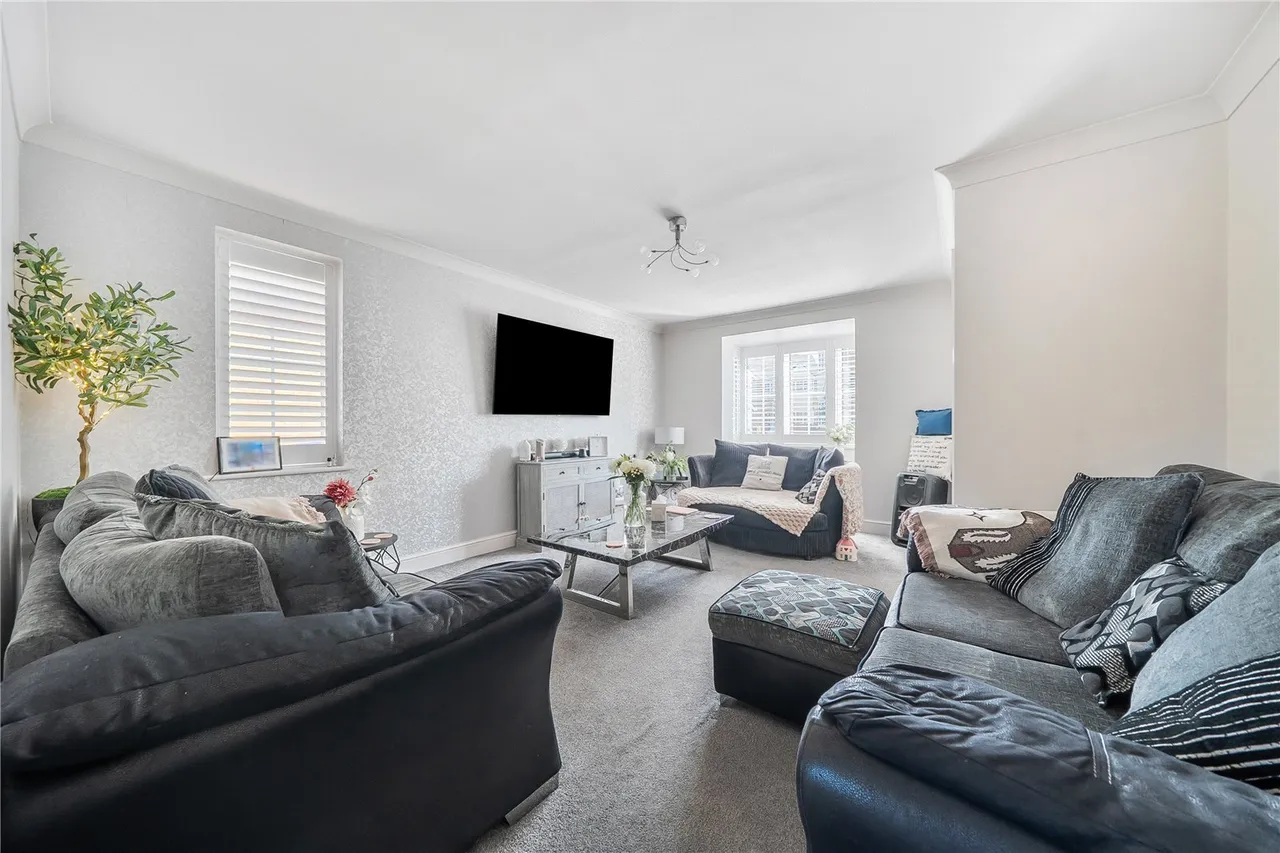 Yeates Drive, Sittingbourne, ME10, photo 2