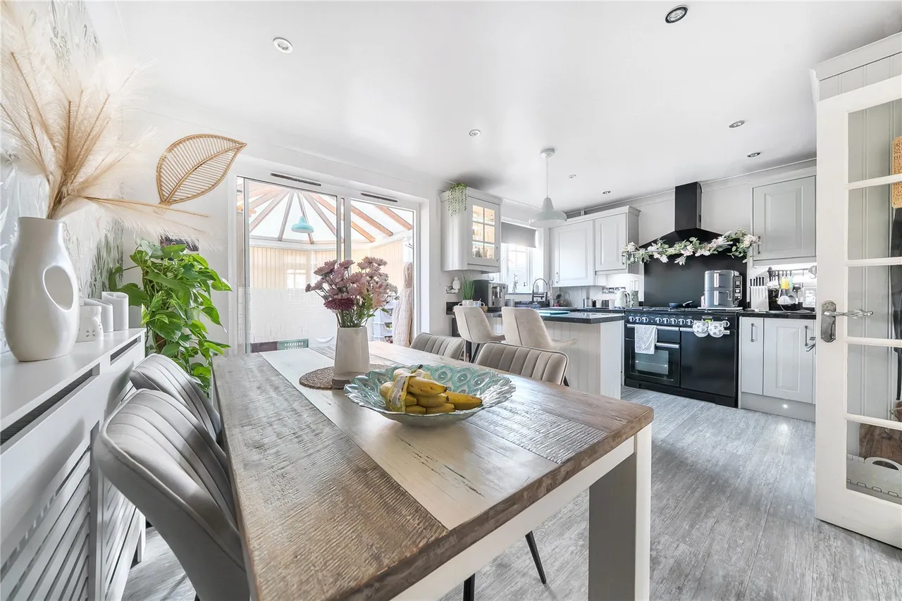 Yeates Drive, Sittingbourne, ME10, photo 6