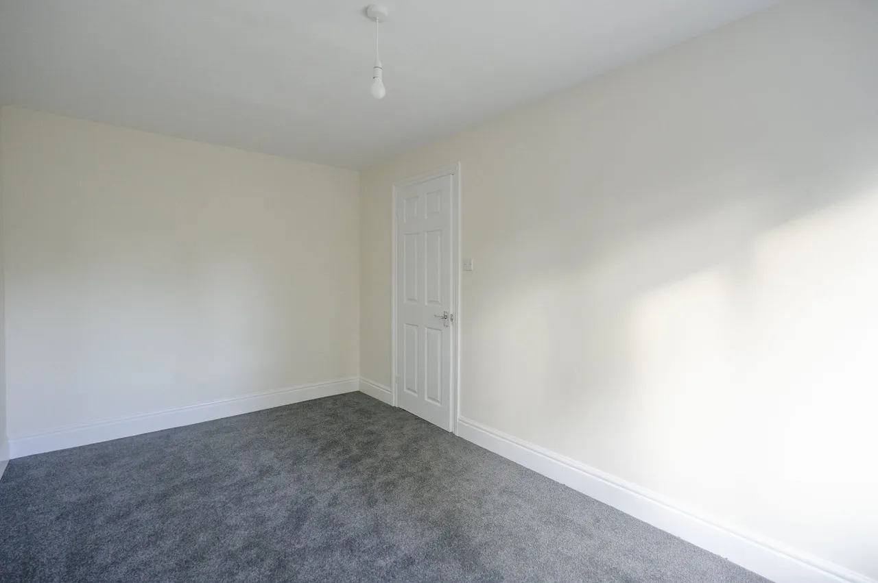 Marmadon Road, SE18, photo 13