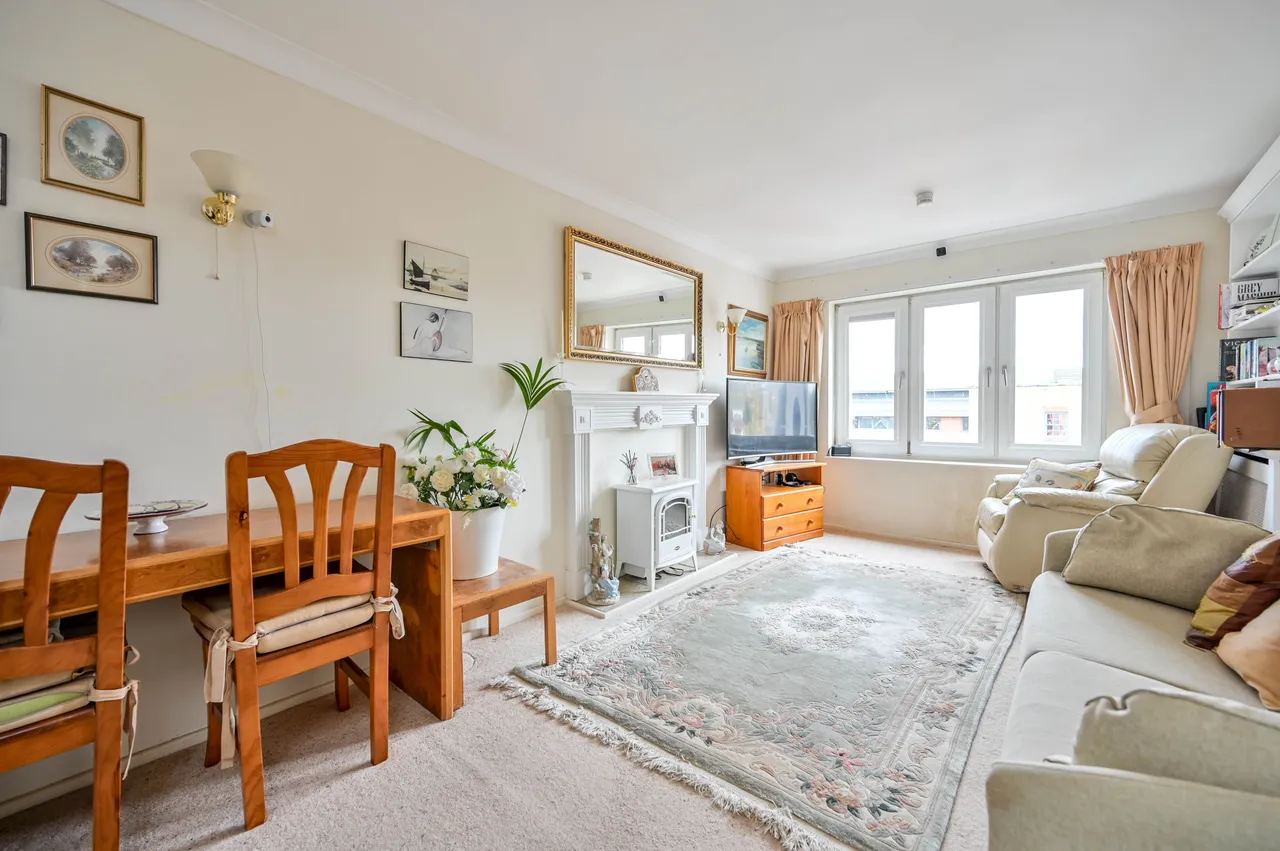 1 bed flat for sale, Guildford, GU2