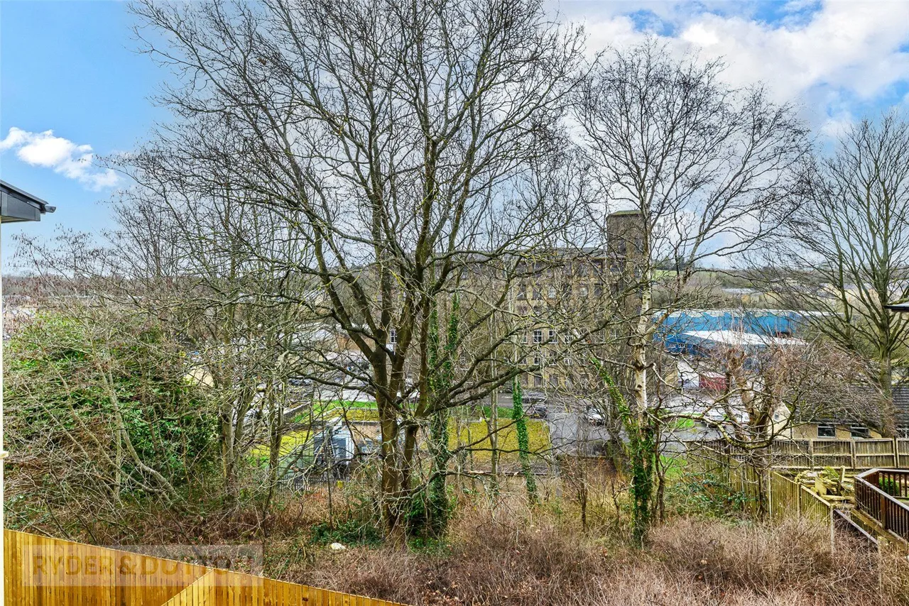 Devon Way, Bailiff Bridge, HD6, photo 20