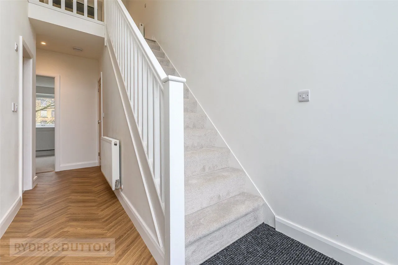 Devon Way, Bailiff Bridge, HD6, photo 3