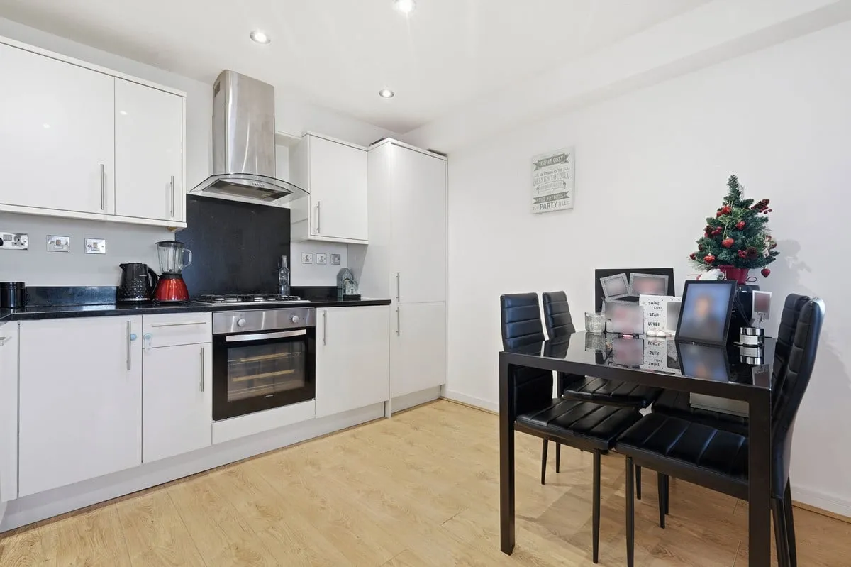 Larkshall Road, Chingford, E4 9HH, photo 6