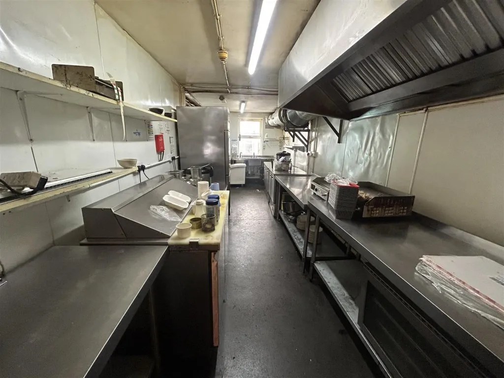 retail to rent, Stokes Croft, Bristol, BS1