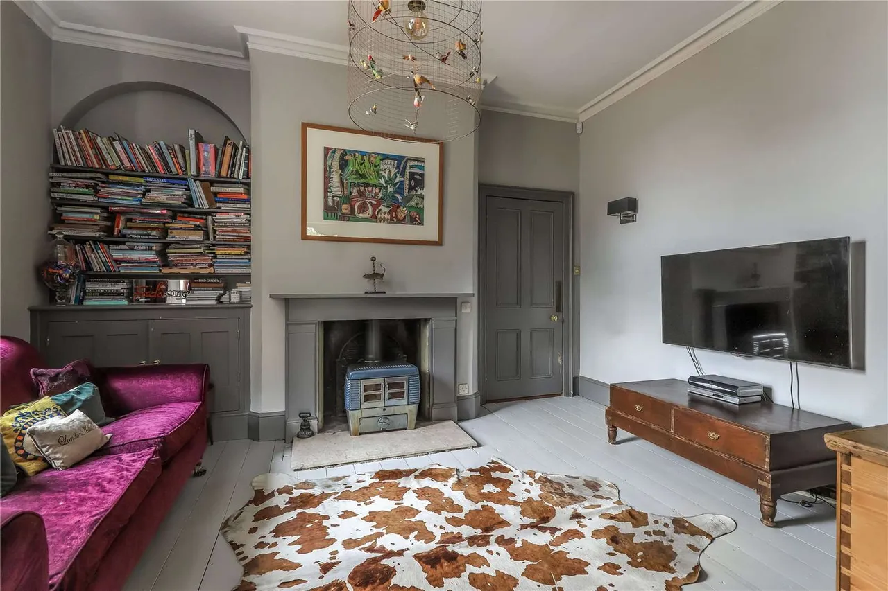 Petersfield Road, Ropley, Alresford, Hampshire, SO24 0ET, photo 5