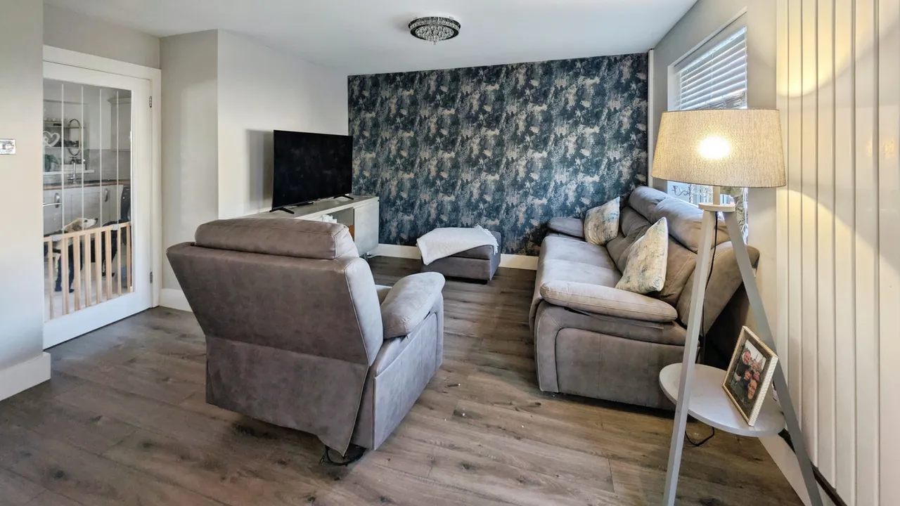 Knightswell Close, Cardiff, CF5 4NA, photo 5