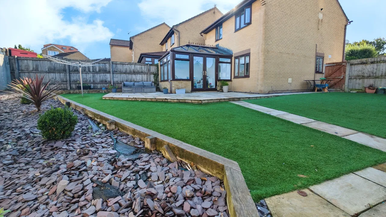 Knightswell Close, Cardiff, CF5 4NA, photo 2