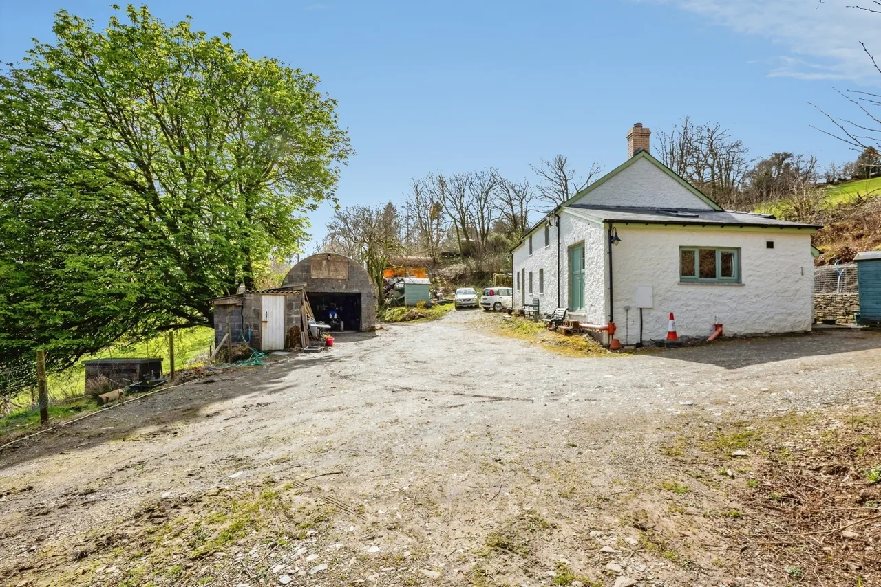 Pencader, SA39, photo 42