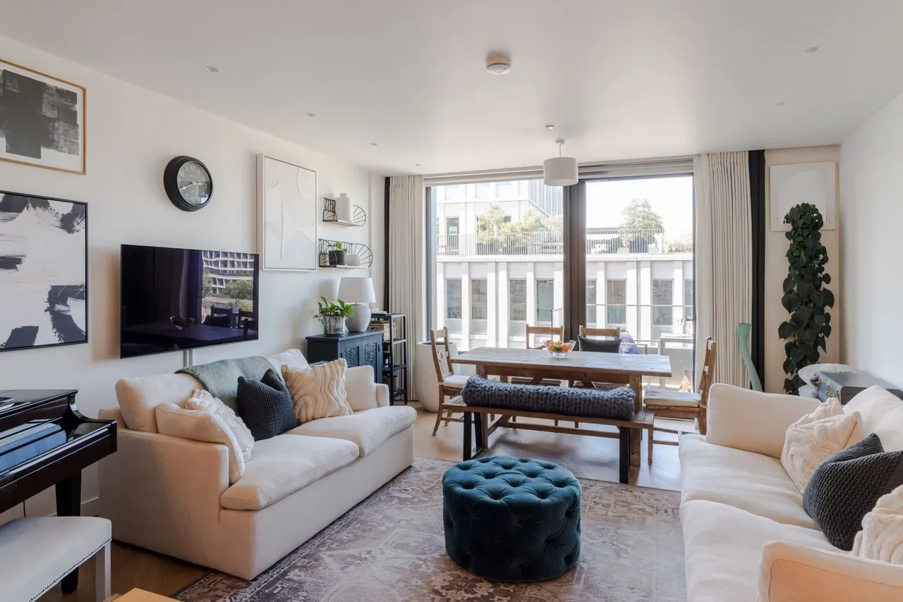 Wood Crescent, London, W12 7GJ, photo 3