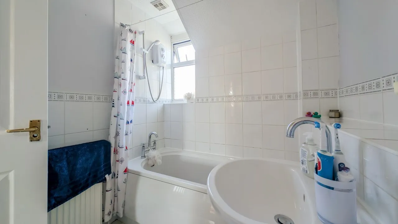 Mill Stream Close, Axbridge, BS26, photo 27