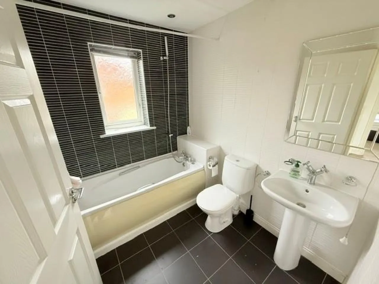 Tyburn Road, B24, photo 12