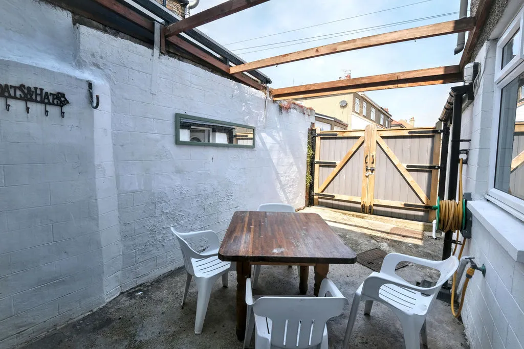 Morpeth NE65 0EA, NE65, photo 16