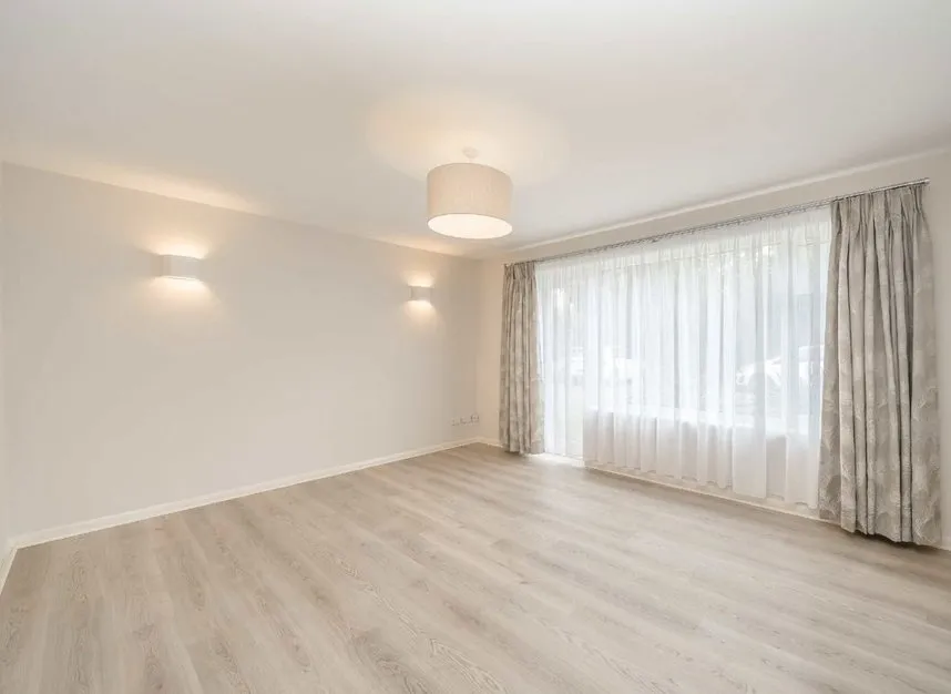 Percy Road, Hampton, TW12, photo 3