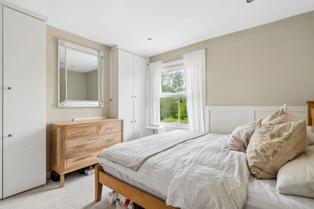Town Lane, Wooburn Green, HP10, photo 7