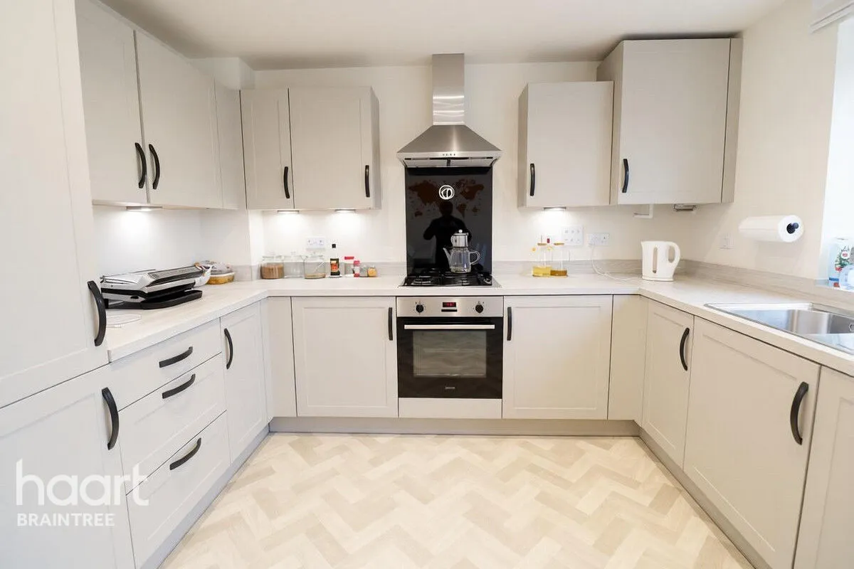 Moorhen Road, Dunmow, CM6, photo 2