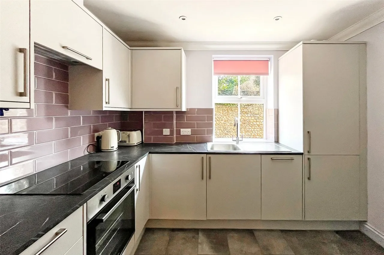 East Preston, Littlehampton, BN16, photo 3