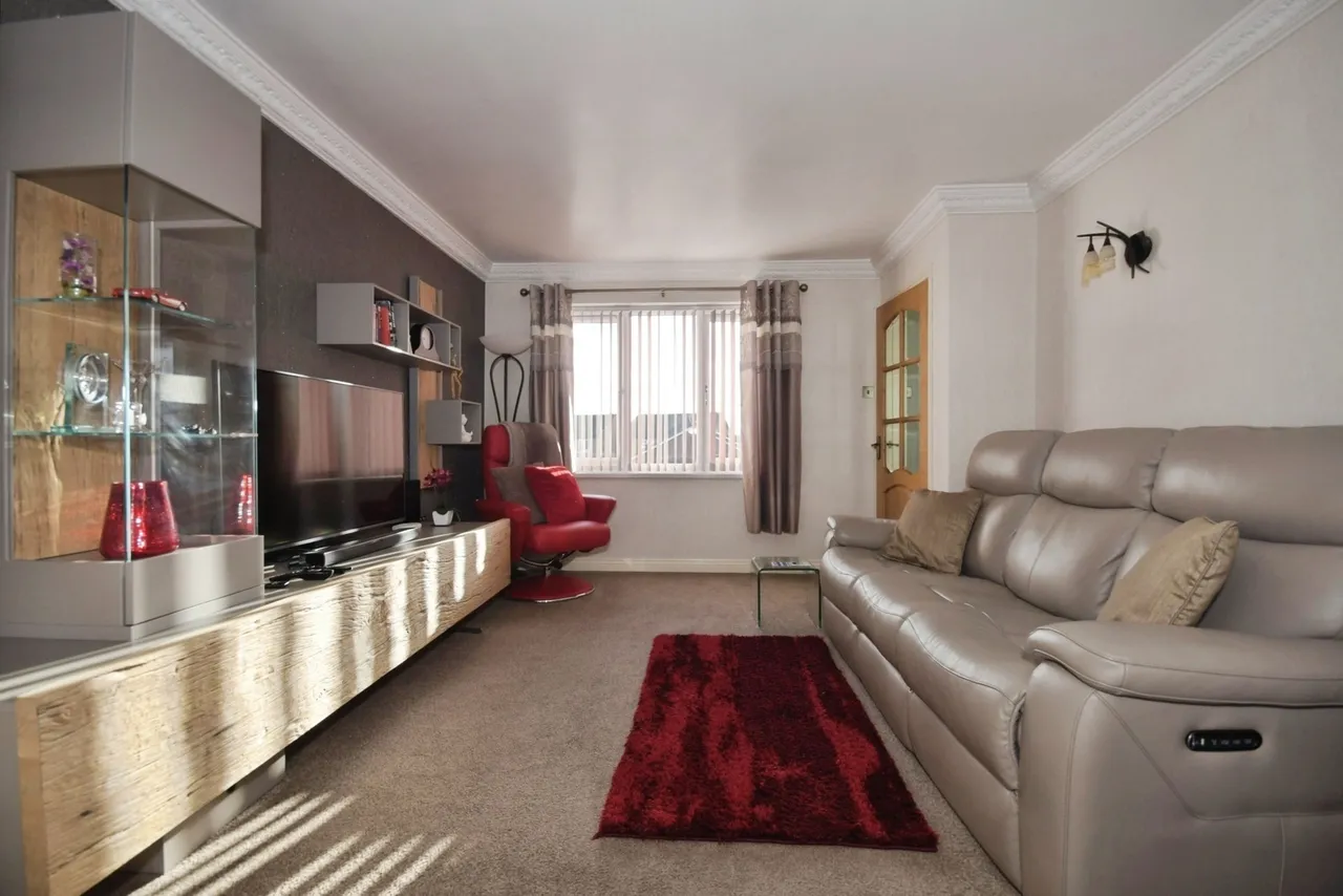Darwall Close, High Green, Sheffield, South Yorkshire, S35, photo 11