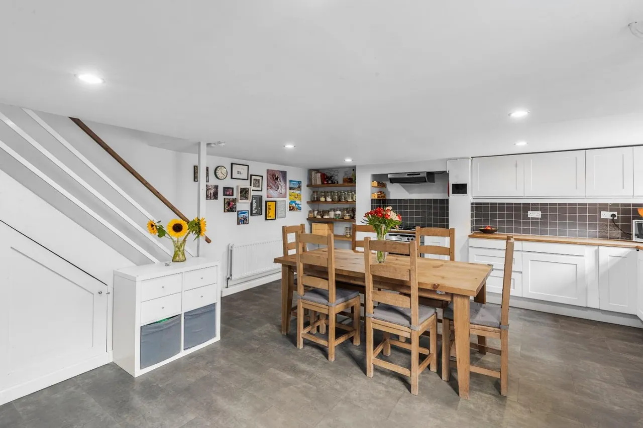 Pasture Crescent, Chapel Allerton, LS7, photo 17