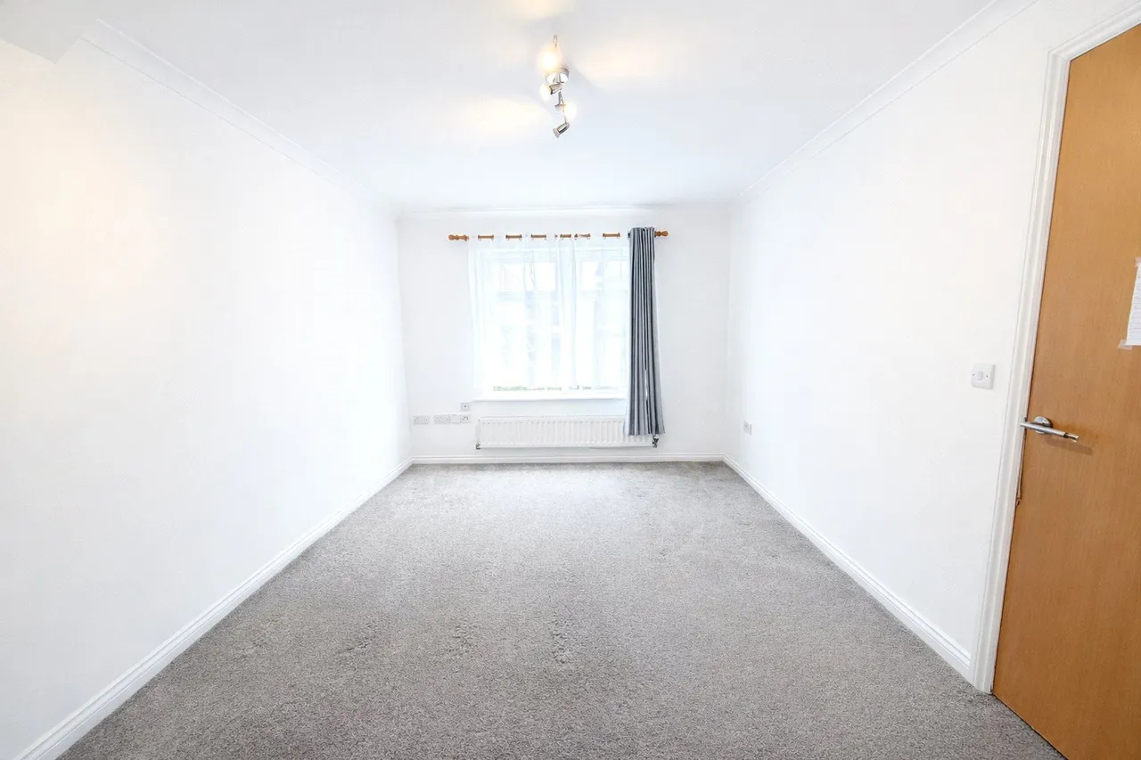 Bailey Court, Northallerton, North Yorkshire, DL7, photo 3