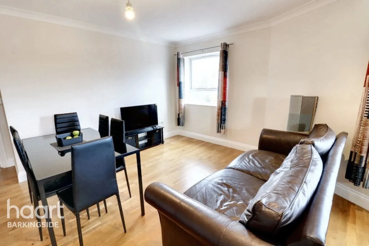 Cranbrook Road, Gants Hill, IG2, photo 7