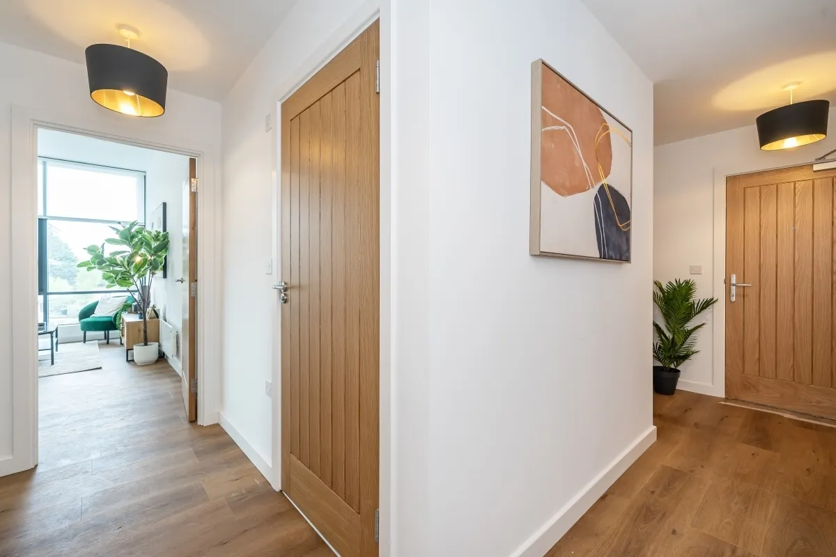 Lakeside Close, Staines-upon-thames, TW18, photo 6
