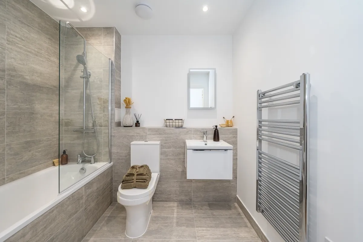 Lakeside Close, Staines-upon-thames, TW18, photo 9