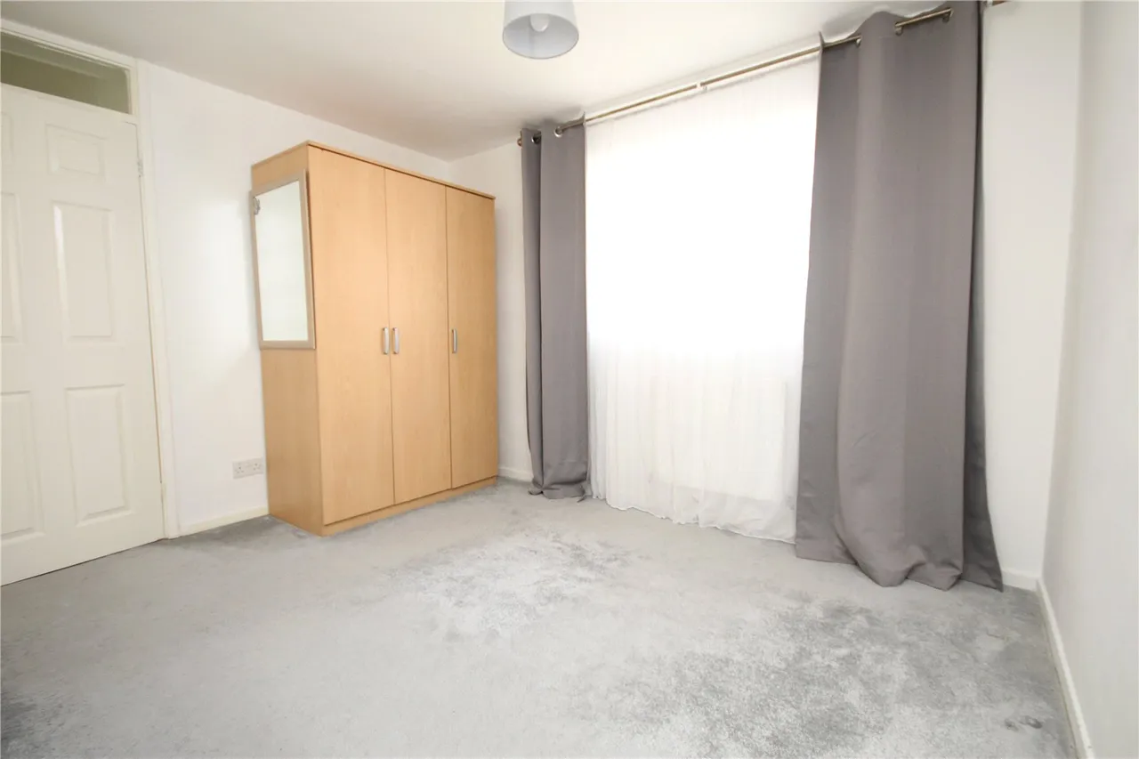 Lansbury Avenue, Chadwell Heath, RM6, photo 7