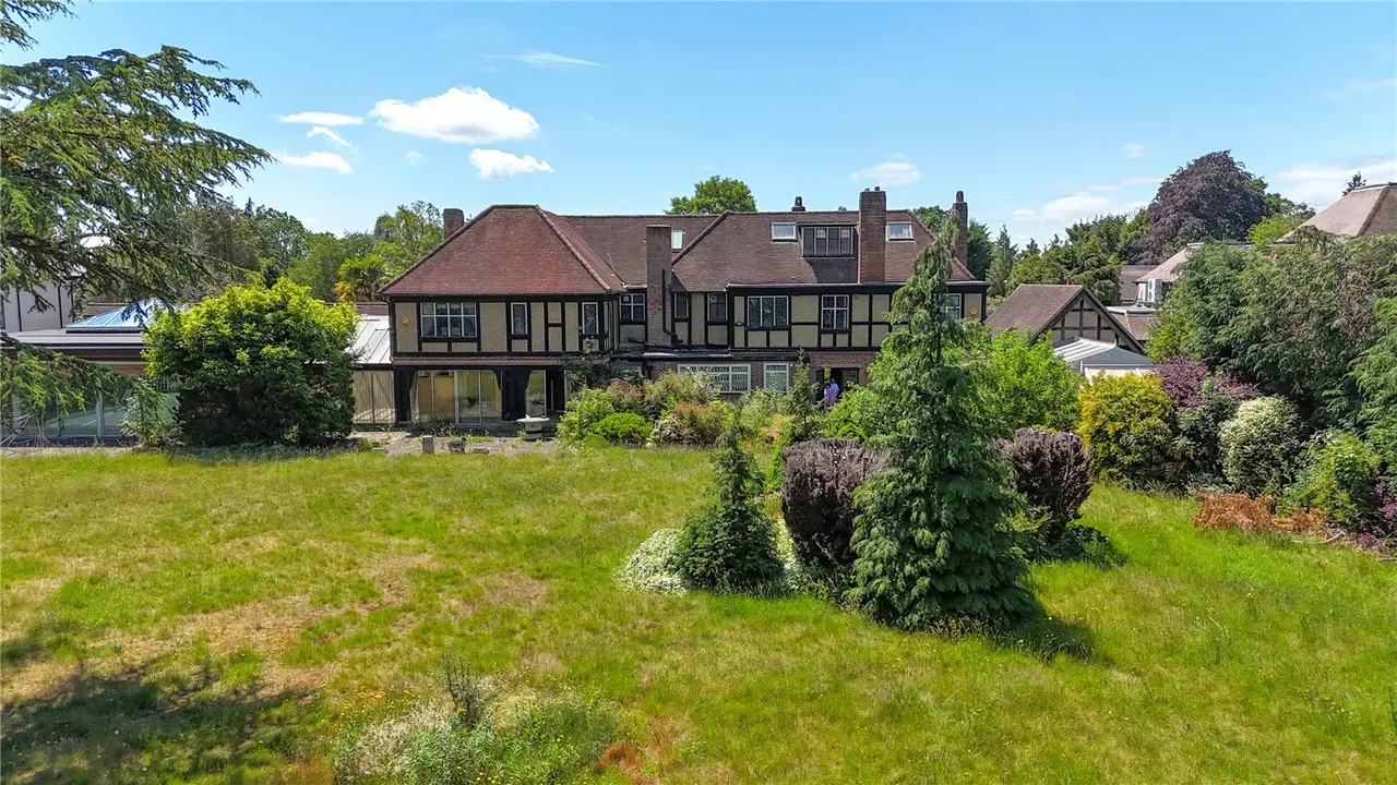 Priory Drive, Stanmore, HA7 3HN, photo 5