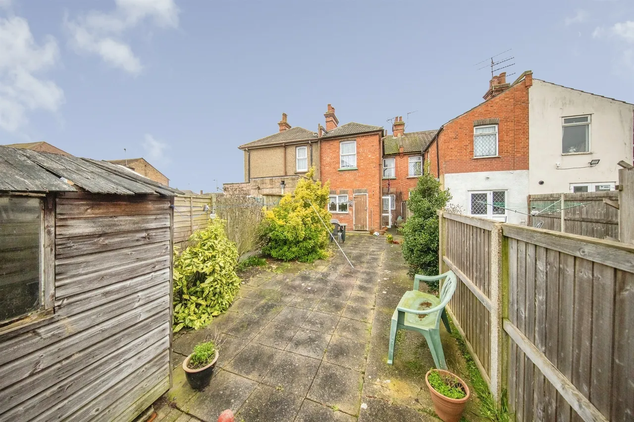 St. Osyth Road, Clacton-On-Sea, CO15, photo 13