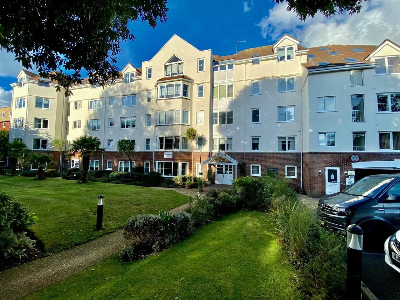 flat for sale — Poole Road, Bournemouth, Dorset, BH2