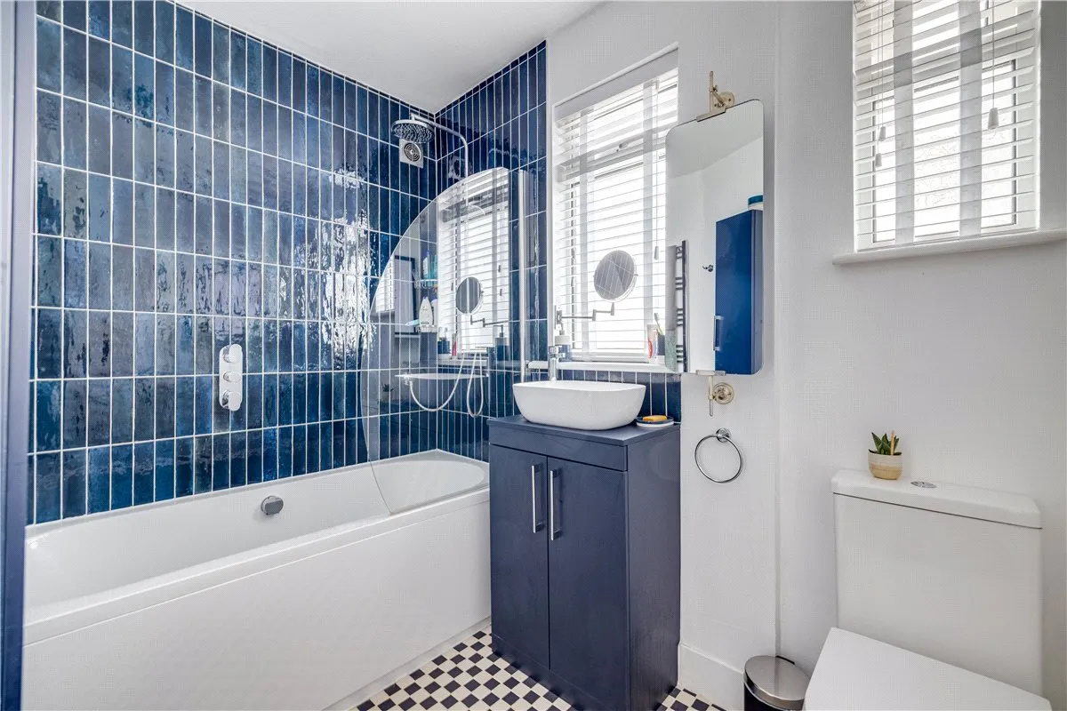Merton Road, London, SW18, photo 5