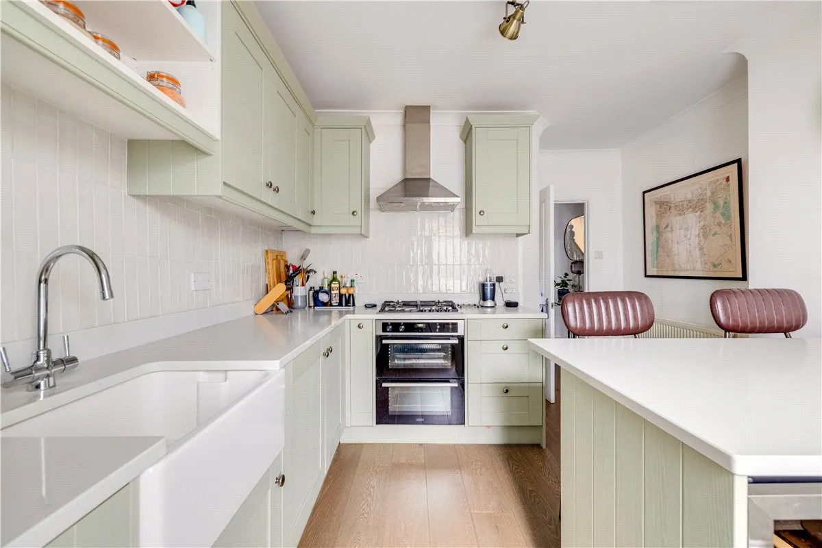 Merton Road, London, SW18, photo 3