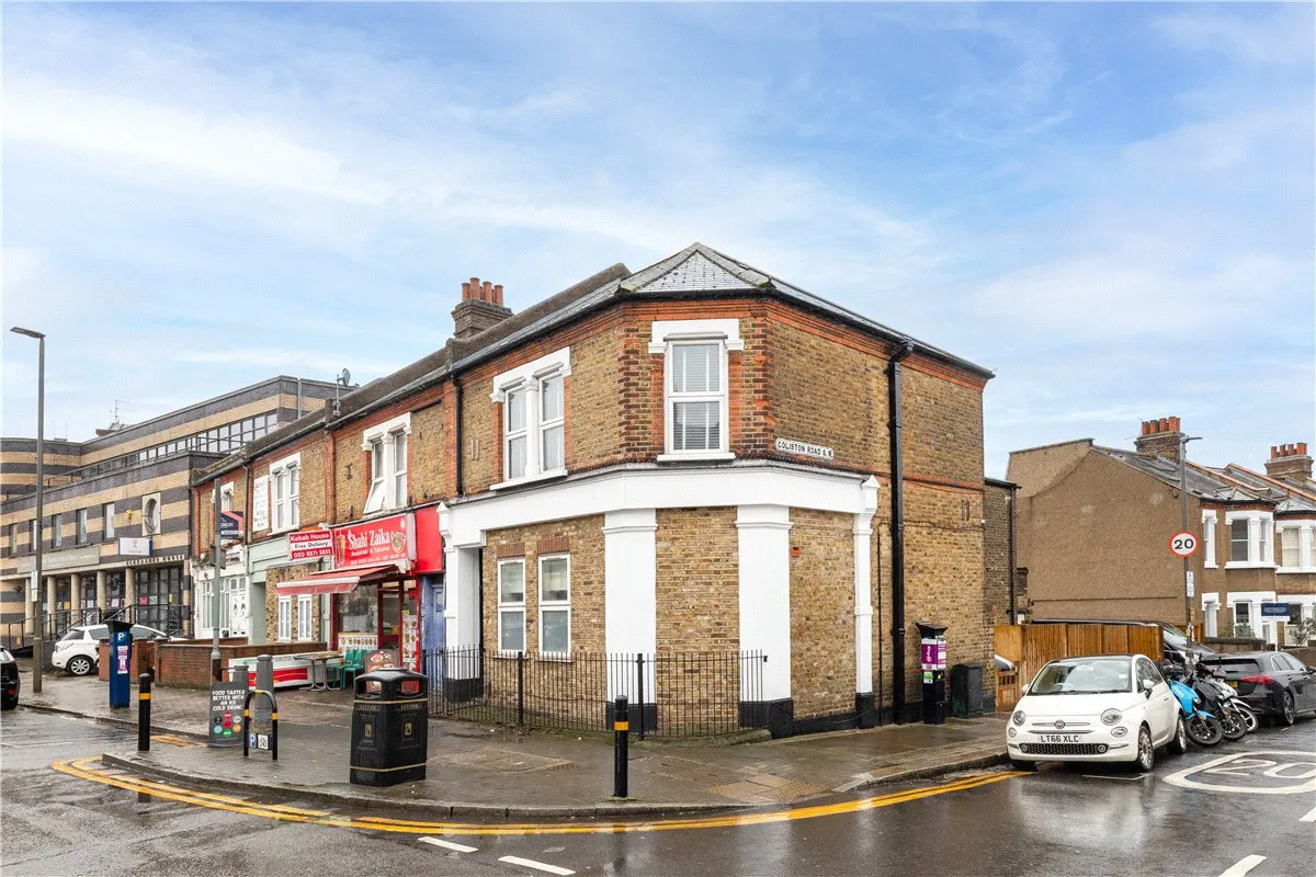 Merton Road, London, SW18, photo 6