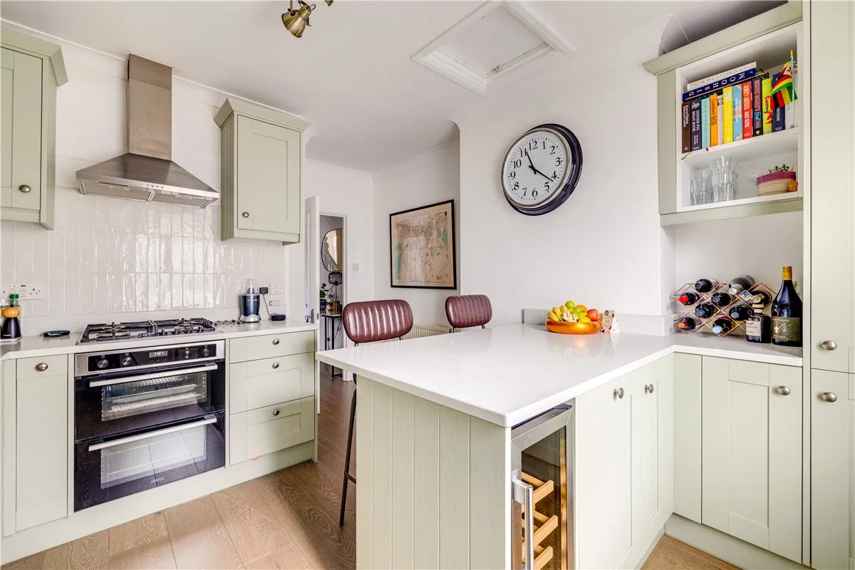 Merton Road, London, SW18, photo 4