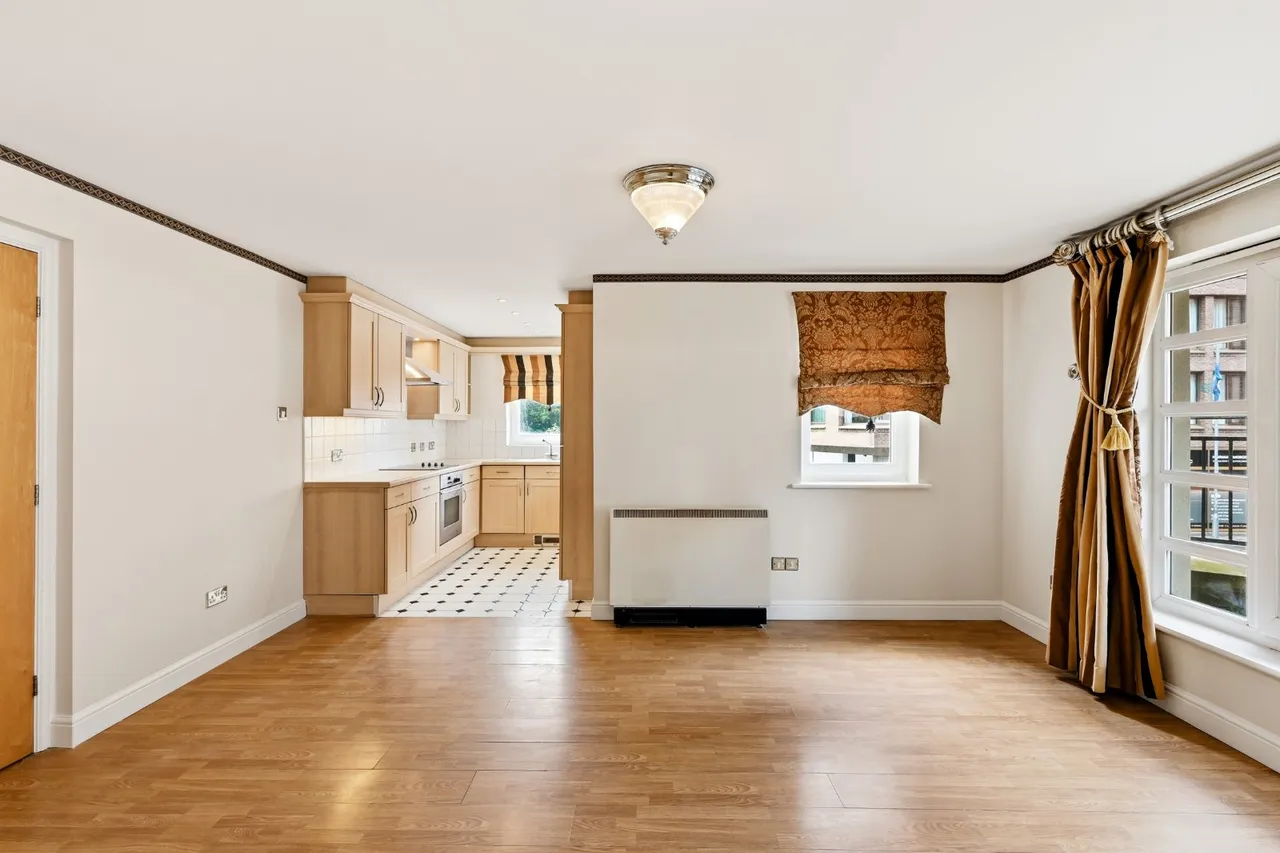 Mayfair House, Piccadilly Plaza, YO1, photo 3