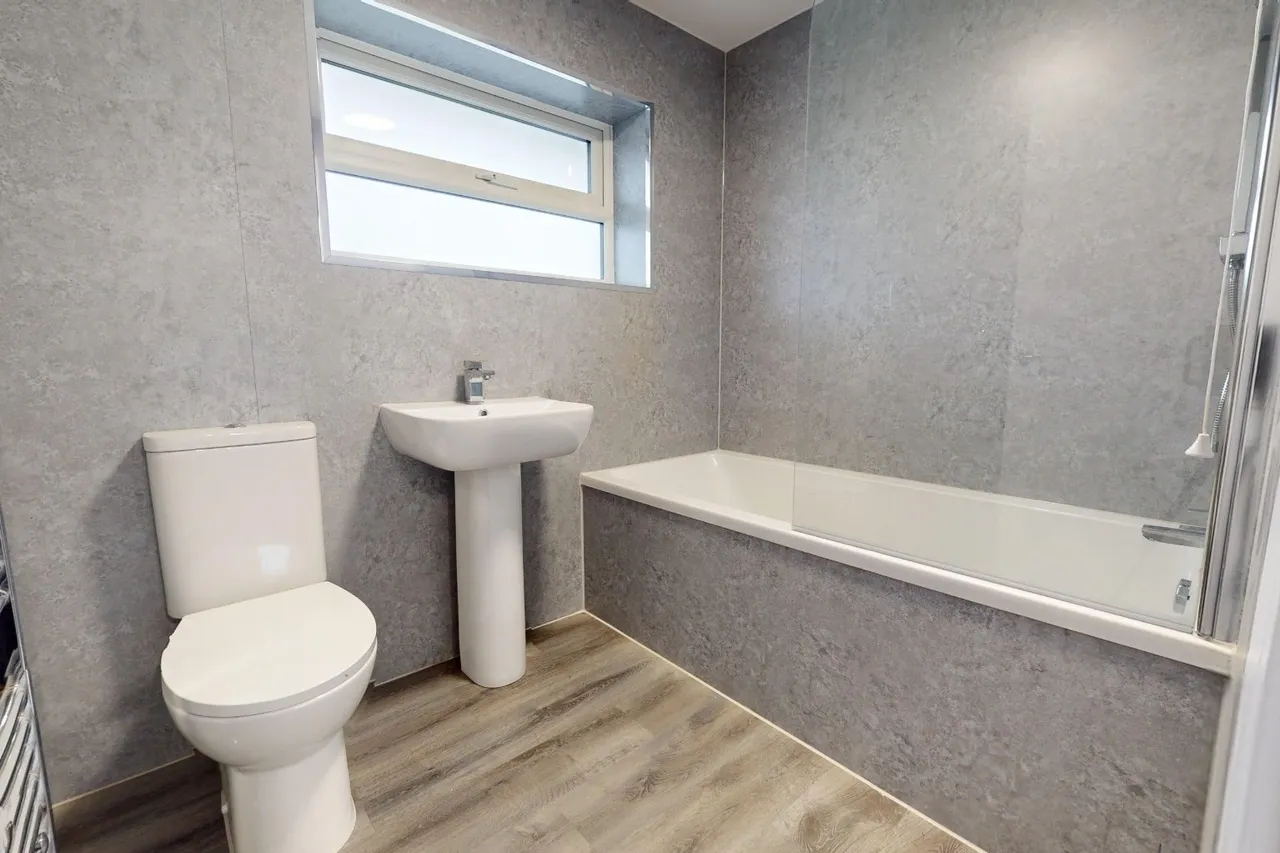 Meadow Close, Meadow Close, Trench TF2 6PA, photo 19