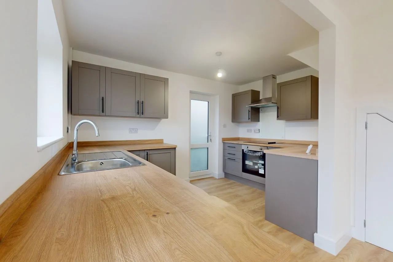 Meadow Close, Meadow Close, Trench TF2 6PA, photo 2
