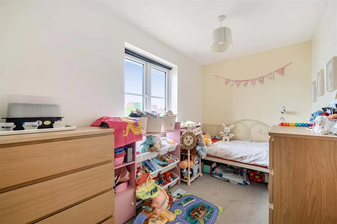 Wherry Close, Margate, Kent, CT9 4BP, photo 13