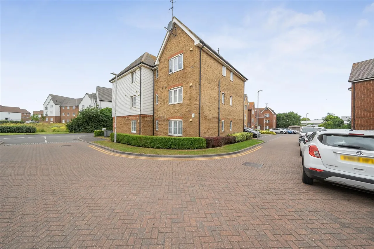 Wherry Close, Margate, Kent, CT9 4BP, photo 7