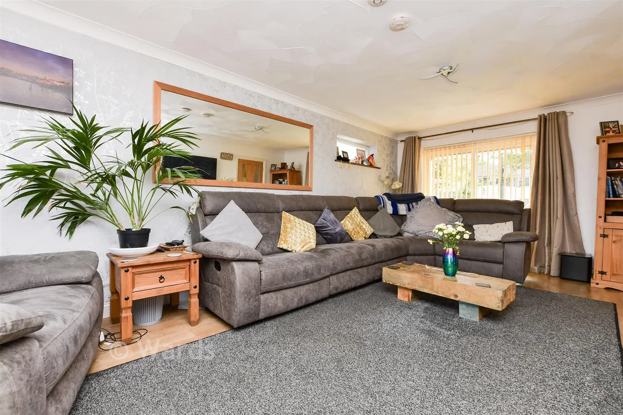 Westgate Bay Avenue, Westgate-On-Sea, CT8, photo 3