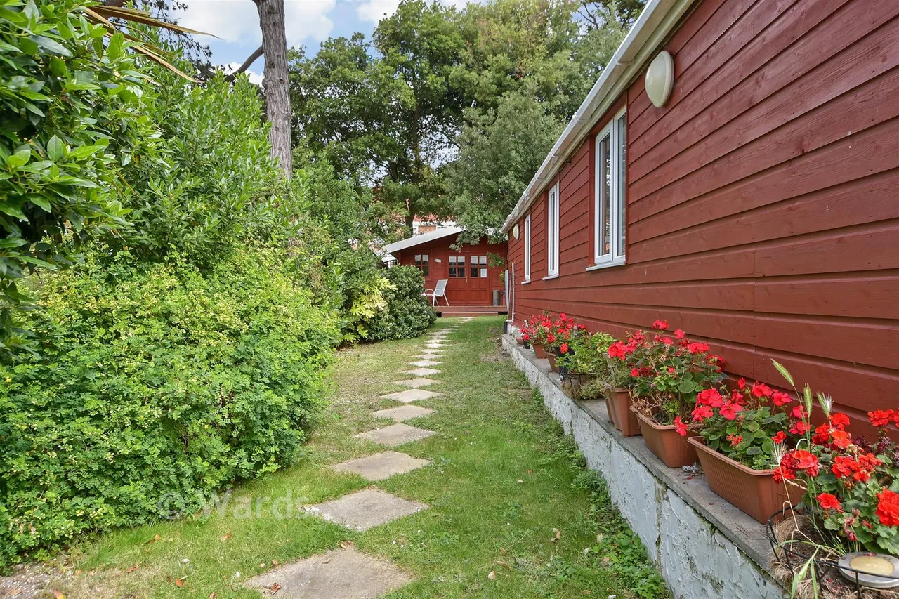 Westgate Bay Avenue, Westgate-On-Sea, CT8, photo 9