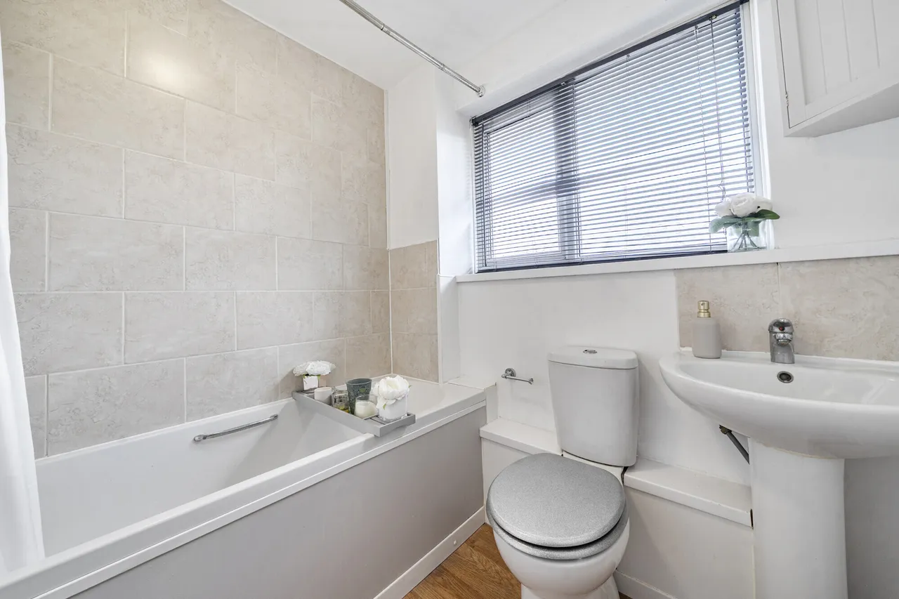 Hertford Road, Stratford-Upon-Avon, CV37, photo 7