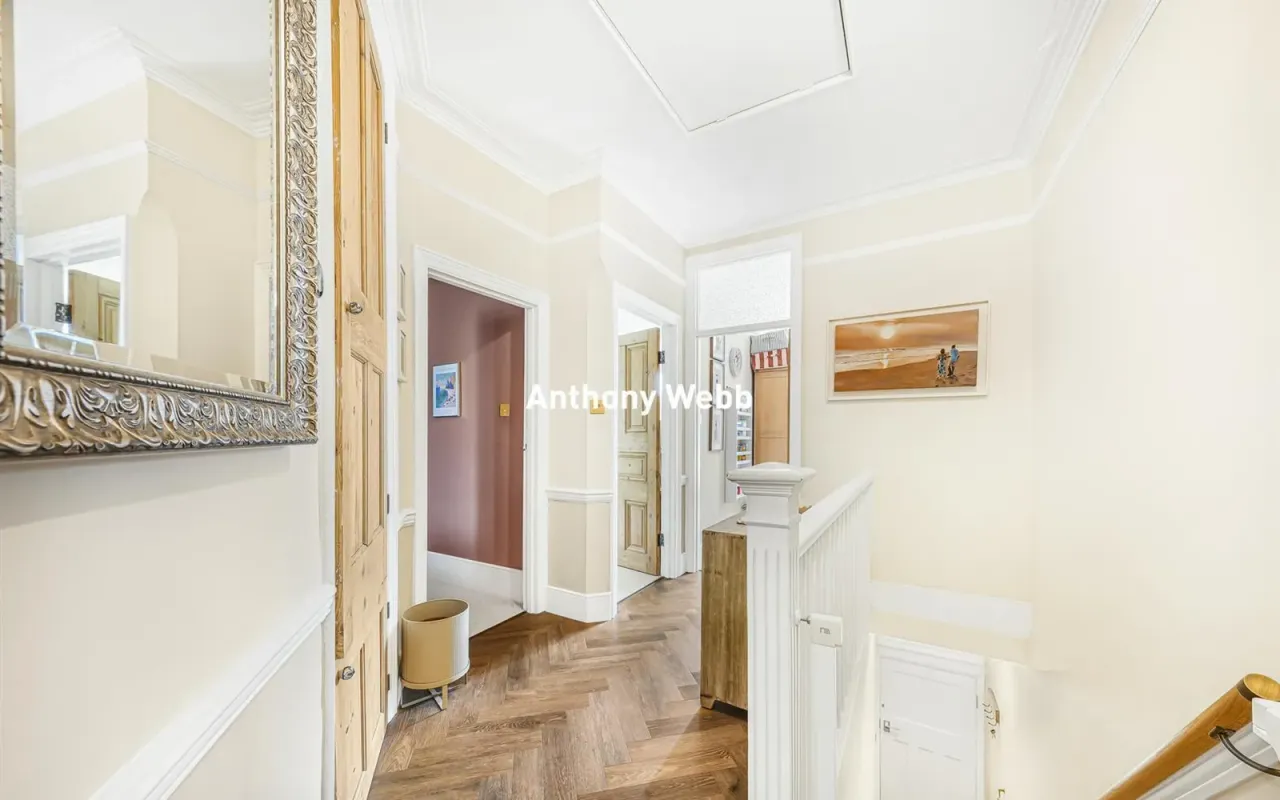 Cranley Gardens, Palmers Green, N13, photo 4