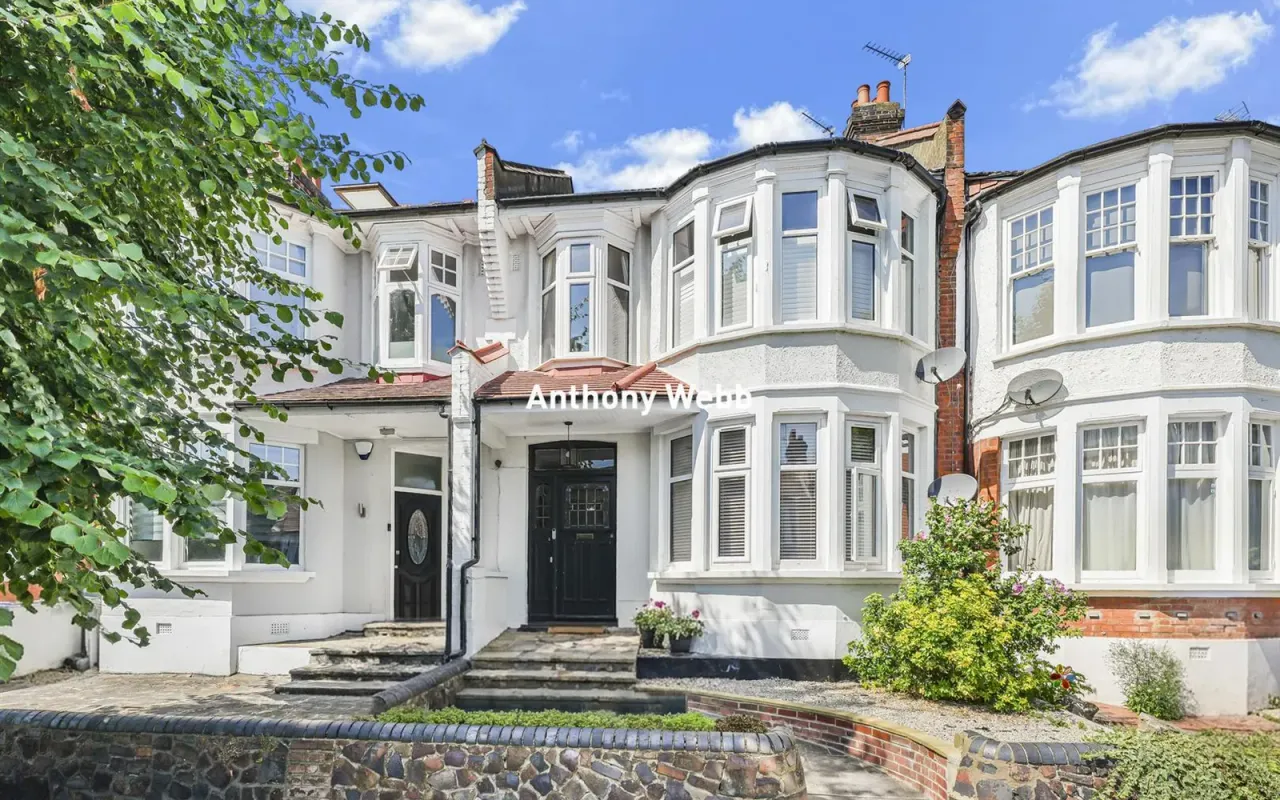 Cranley Gardens, Palmers Green, N13, photo 2