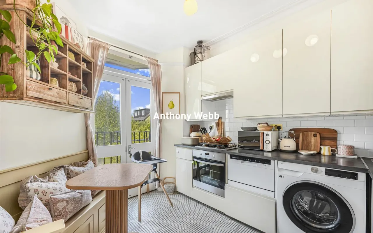 Cranley Gardens, Palmers Green, N13, photo 9
